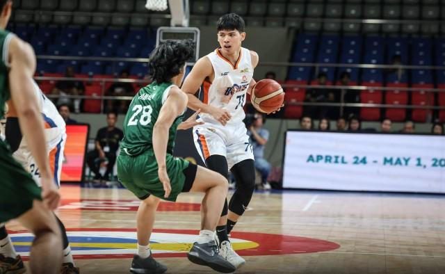 他特别强调 他特别强调